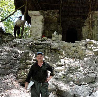 Steve Radzi, Illustrator of Maya sites